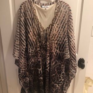 Jennifer Lopez fun Aline dress